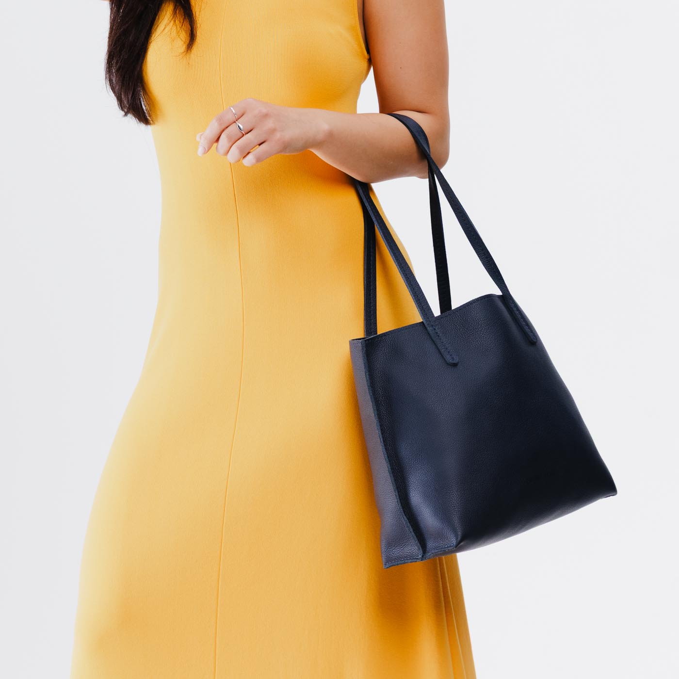 August Tote - Image 37