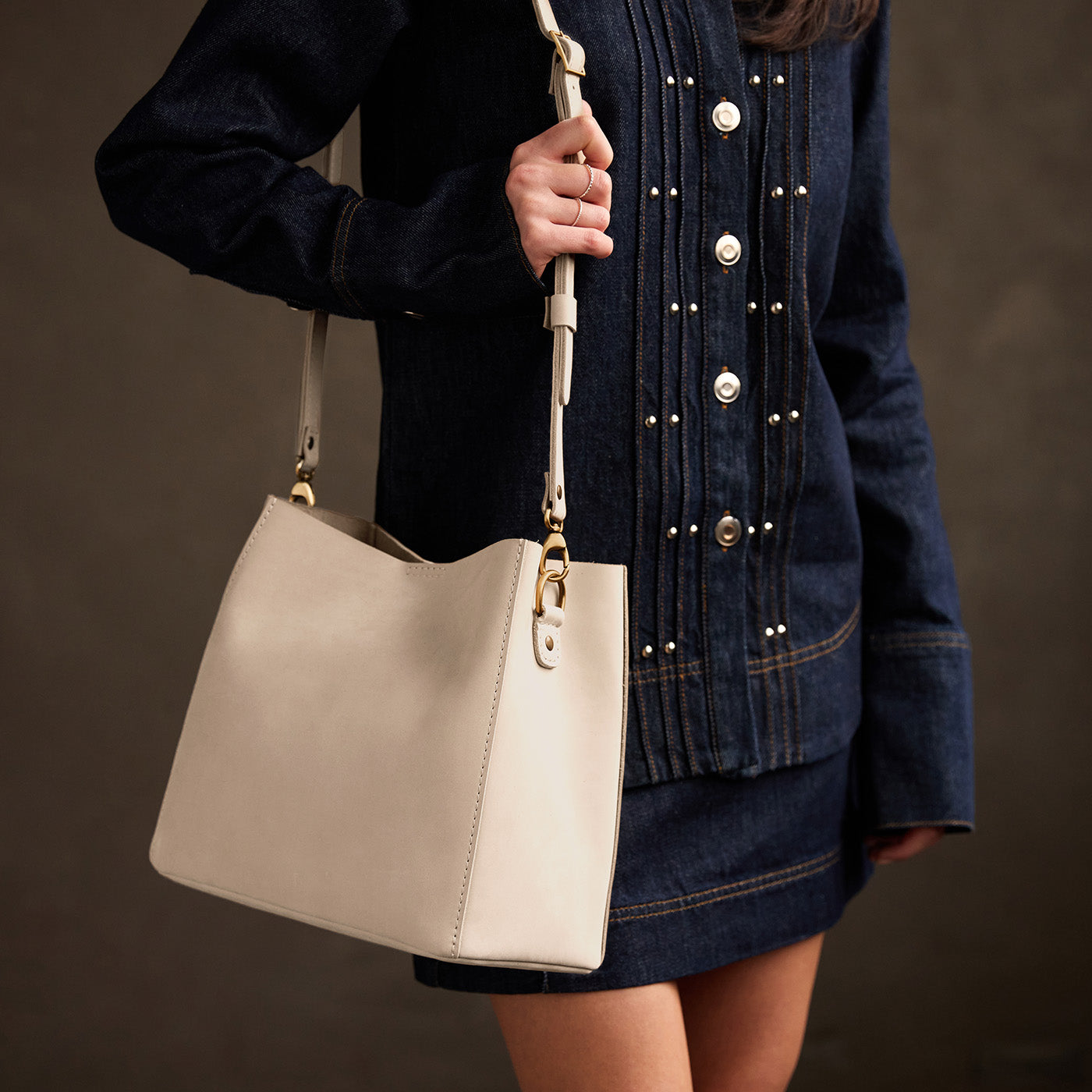 Butterfly Bucket Bag - Image 184