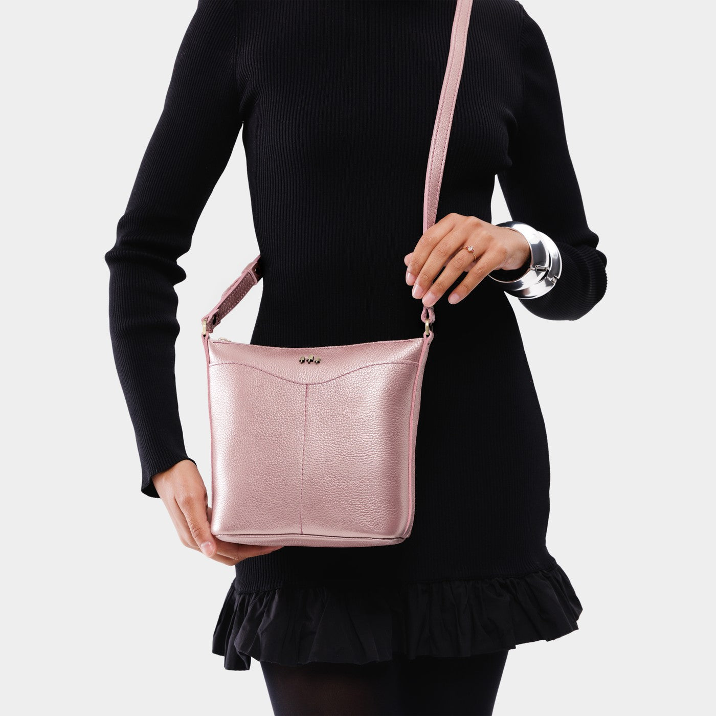 Cypress Side Bag - Image 111