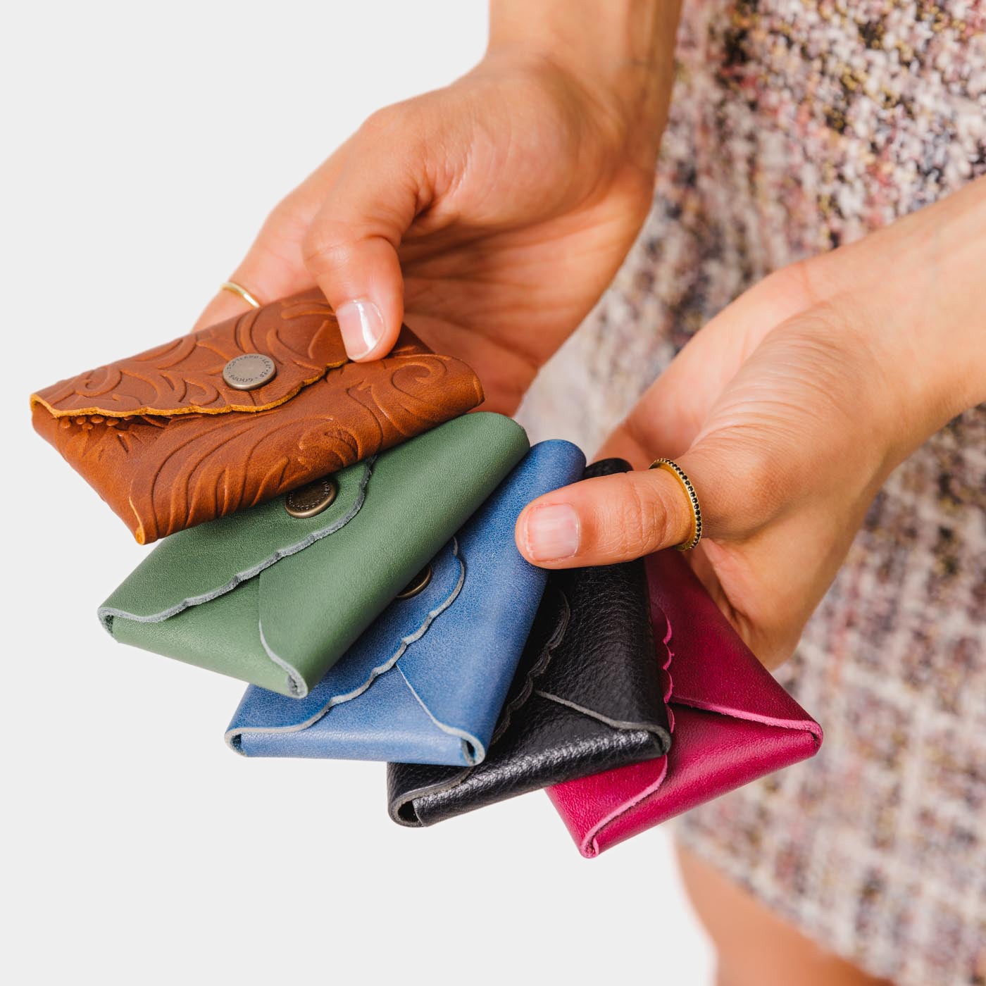 Mini Daisy Wallet - Image 103