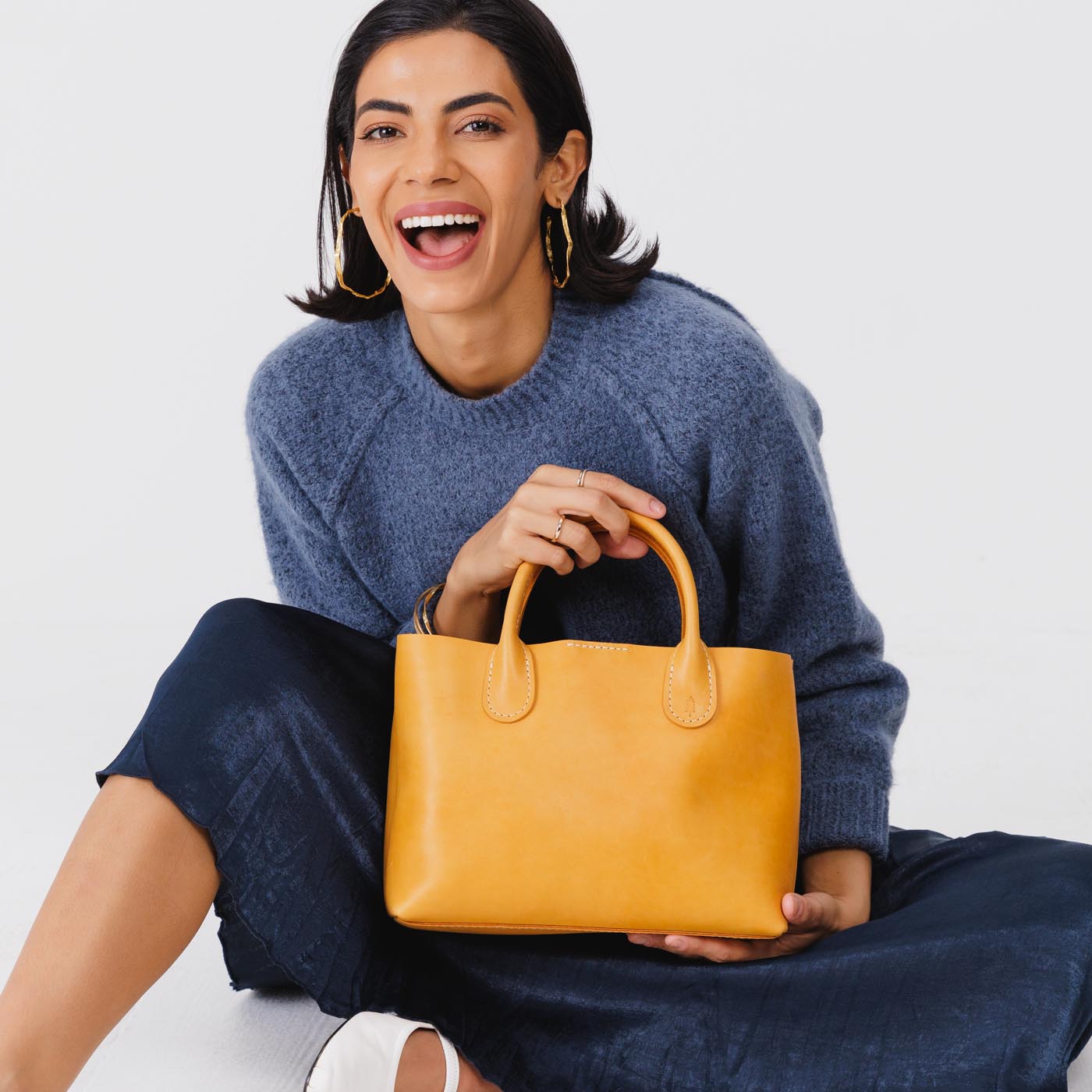 Raindrop Crossbody Bag - Image 140