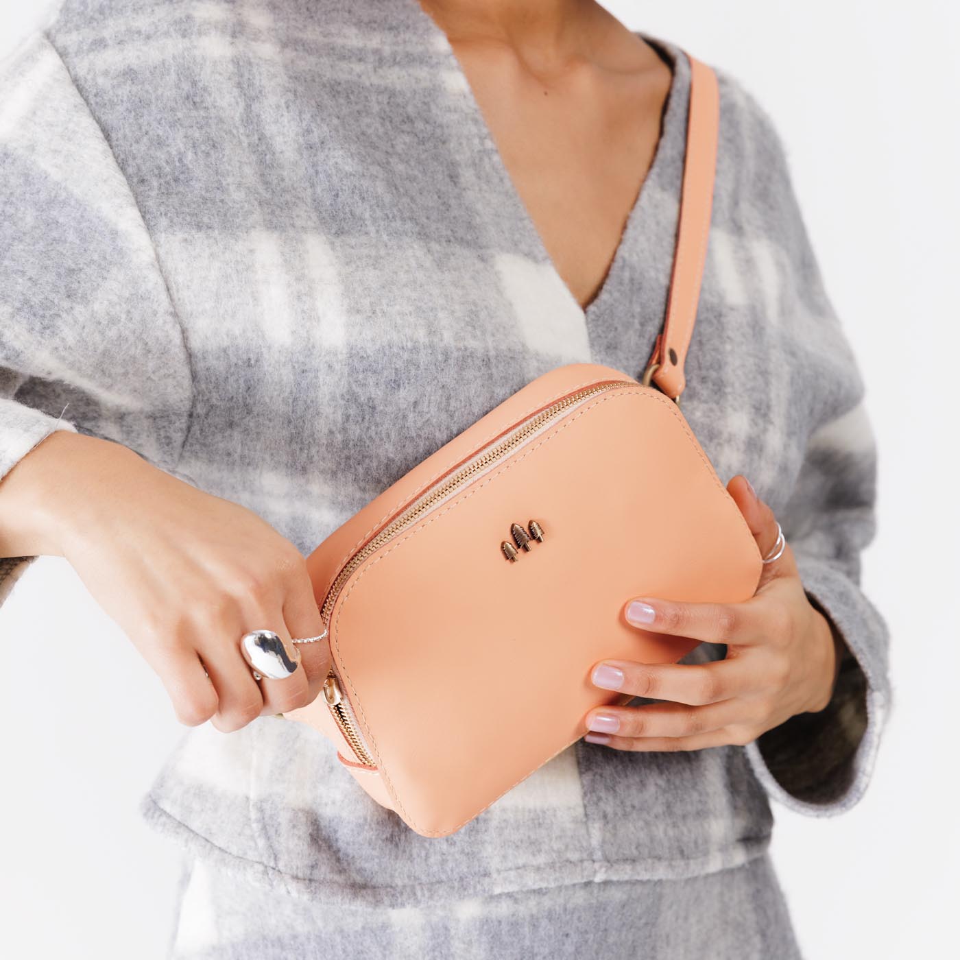 Scarlett Sling Bag - Image 105