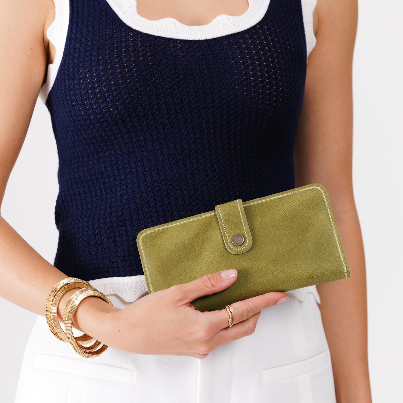 Women's Bifold Wallet - Image 60