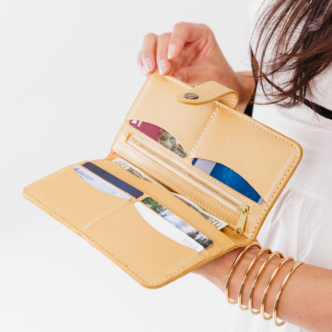 Women's Bifold Wallet - Image 67