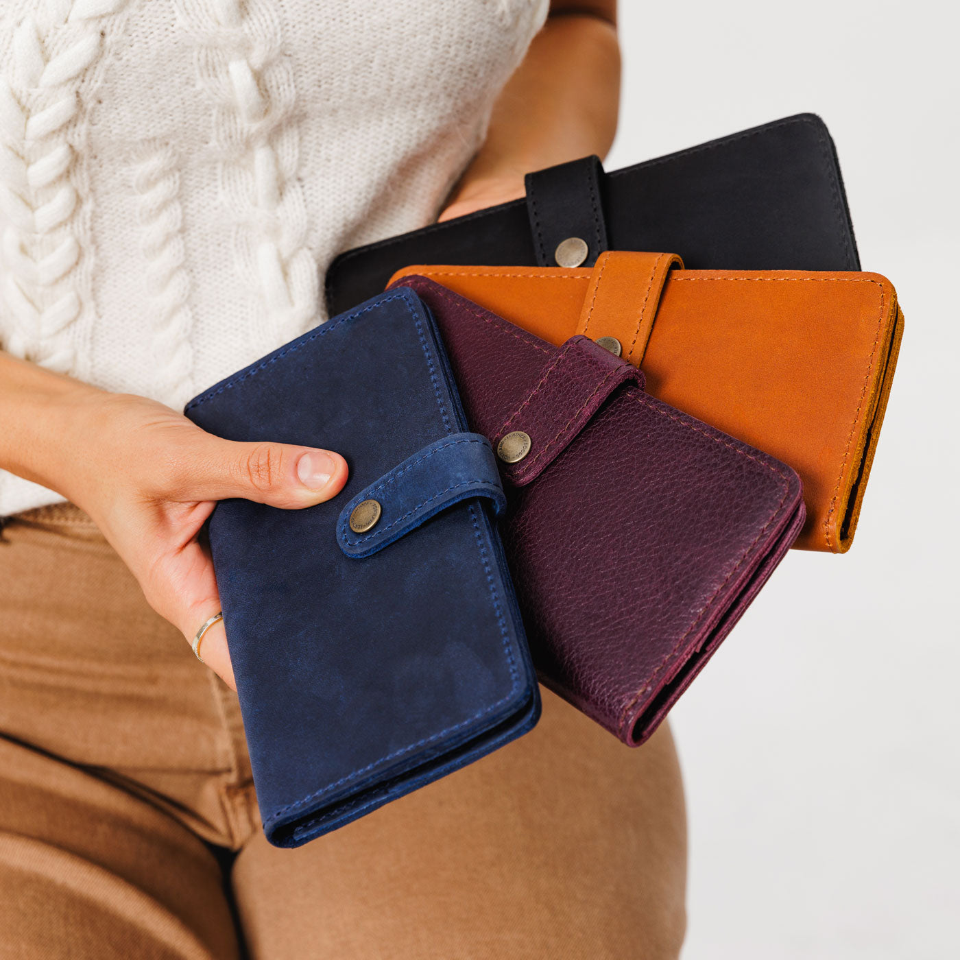 Women's Bifold Wallet - Image 196